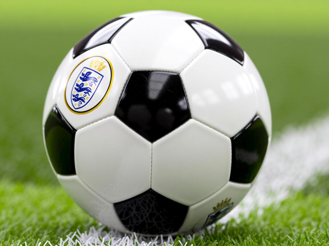 华体会app评价-塞维利亚前后场联动顺畅推进有效进攻，塞维利亚前锋  第2张